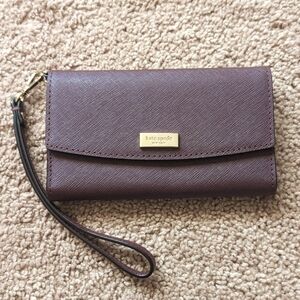 Wristlet wallet